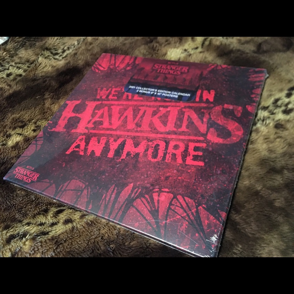 STRANGER THINGS Sealed Calendar 2021 + Posters NEW